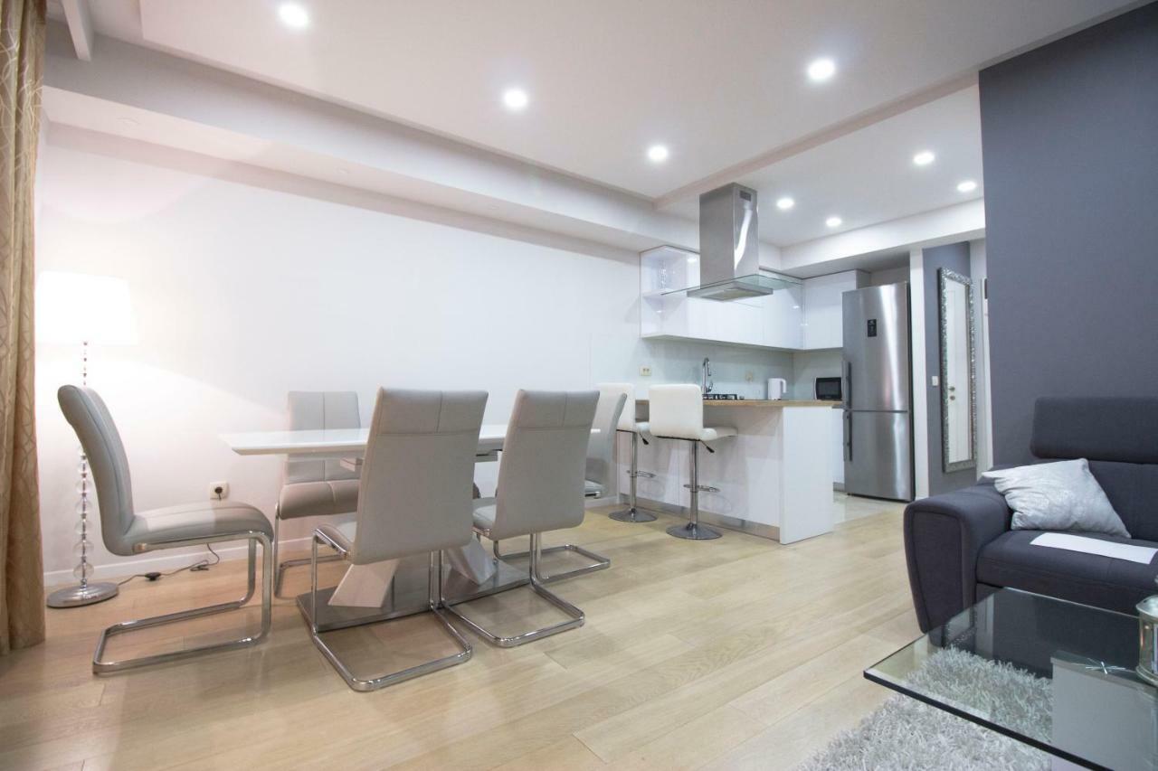 Apartment Deluxe Nana Макарська Екстер'єр фото